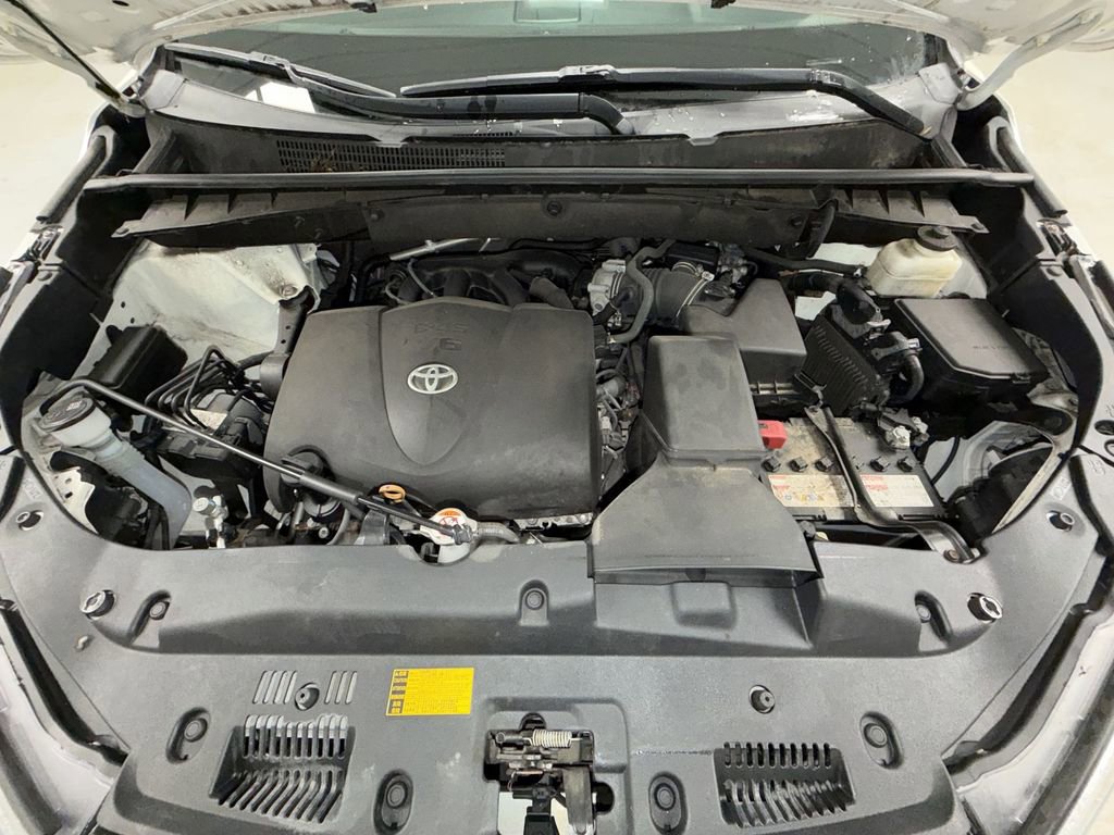 Used 2019 Toyota Highlander Limited image 20
