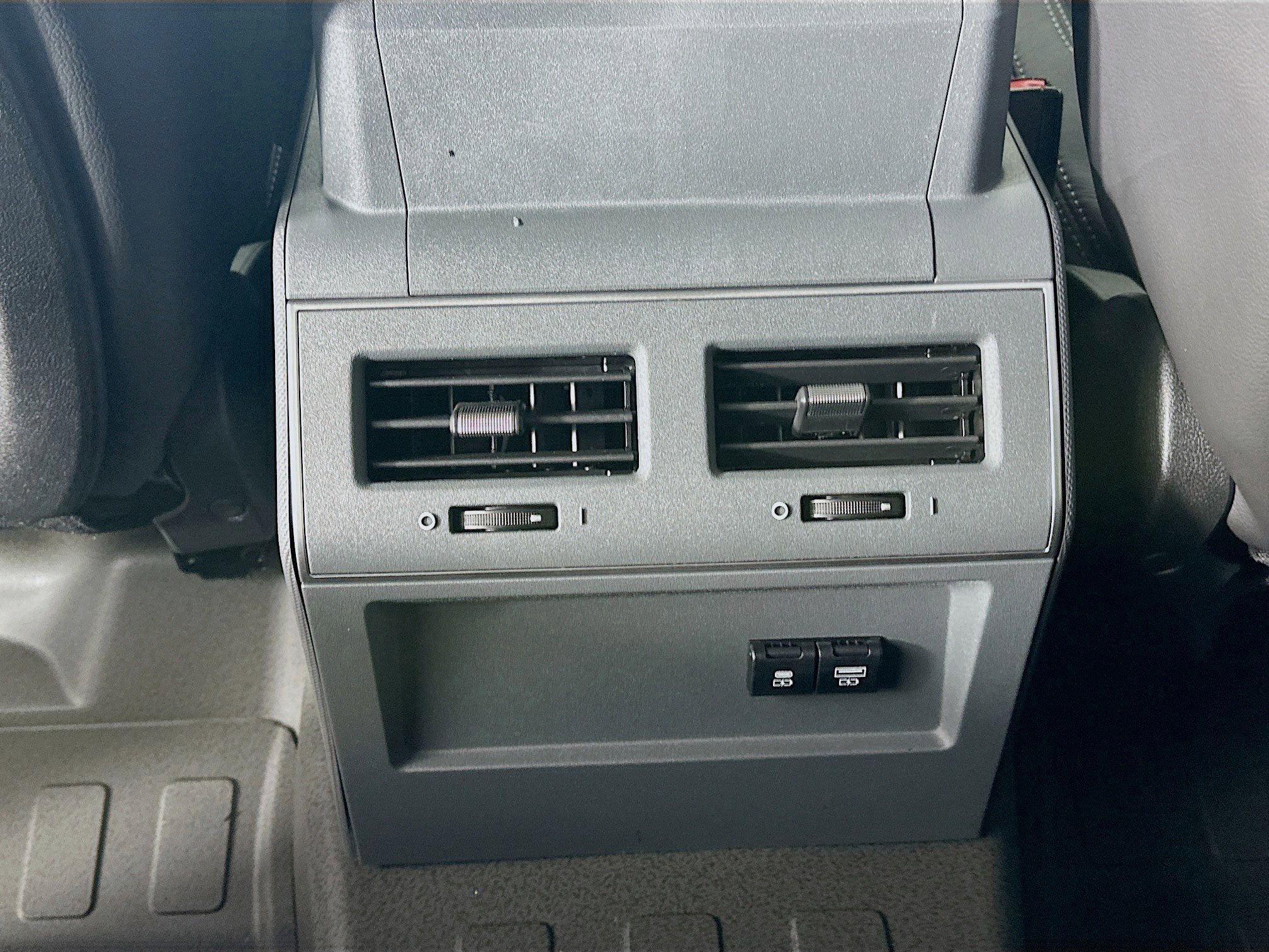New 2026 INEOS Grenadier Station Wagon AWD/4WD image 38