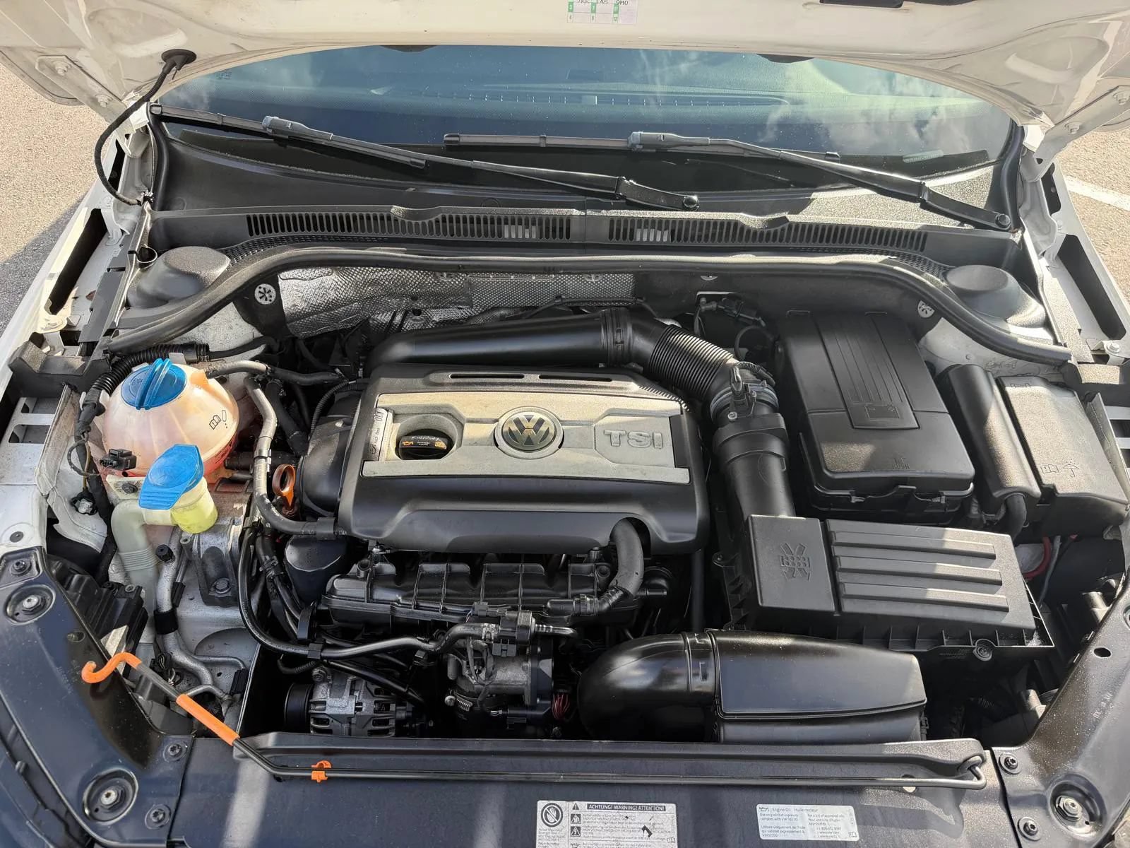 Used 2012 Volkswagen Jetta GLI FWD image 26
