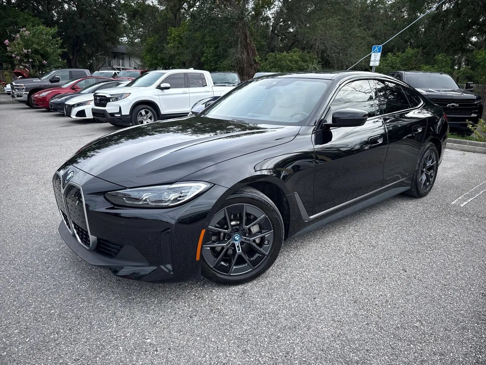 Used 2023 BMW i4 eDrive35 w/ Premium Package RWD image 2