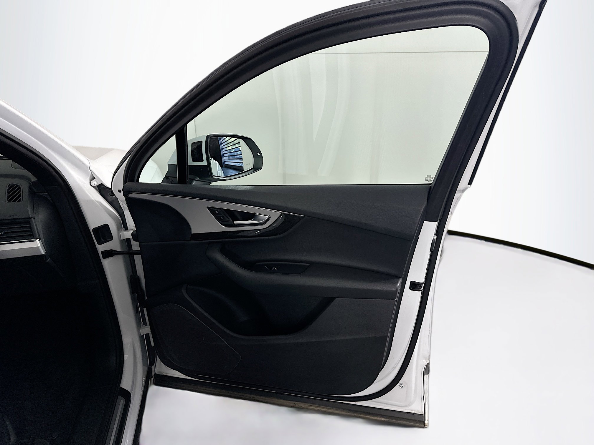 Used 2019 Audi Q7 2.0T Premium w/ Convenience Package image 32