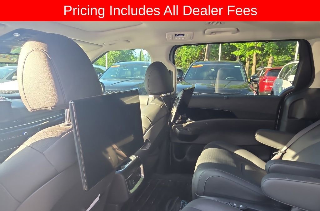 Used 2025 Kia Carnival SX Prestige FWD image 14
