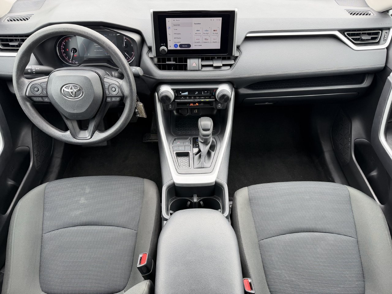 Used 2025 Toyota RAV4 LE FWD image 10