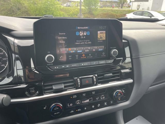 Used 2025 Nissan Pathfinder SV image 25