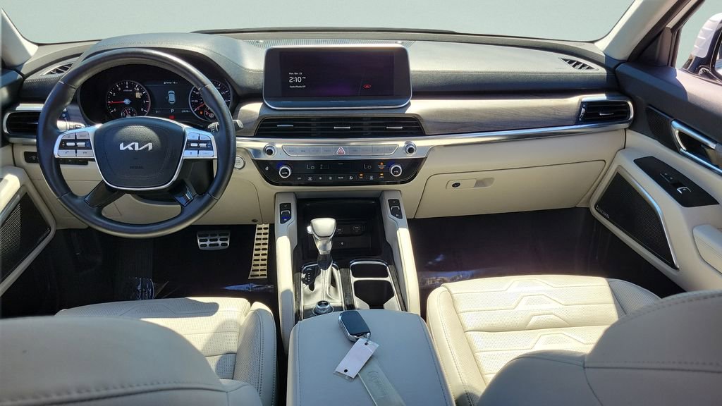 Used 2022 Kia Telluride SX w/ SX Prestige Package AWD/4WD image 14