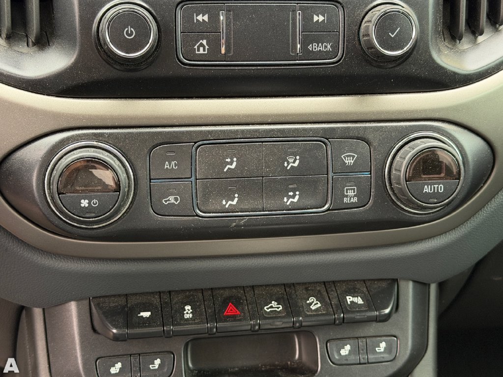 Used 2021 Chevrolet Colorado Z71 RWD image 10