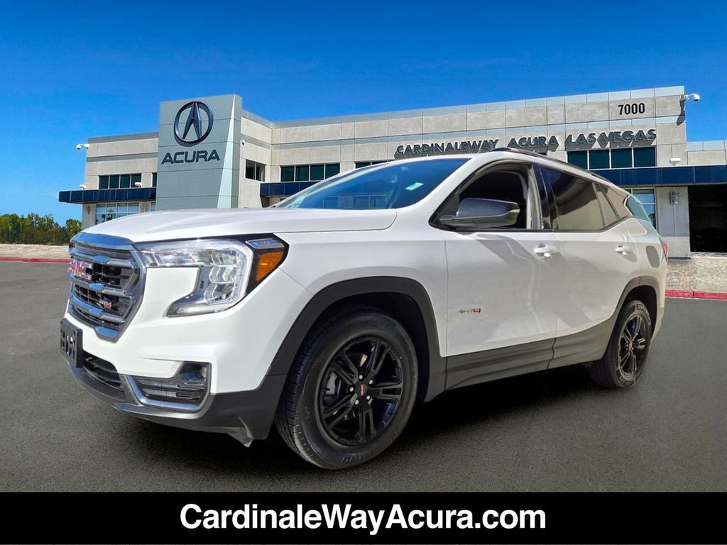 Used 2024 GMC Terrain AT4 AWD/4WD image 2