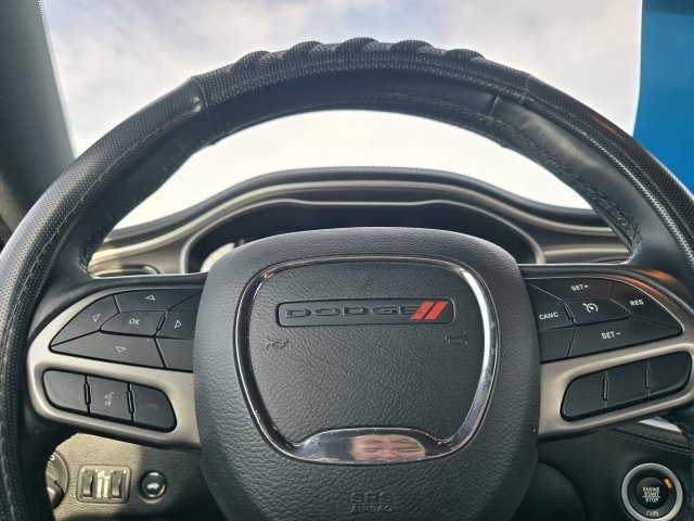 Used 2020 Dodge Challenger SXT w/ Plus Package AWD/4WD image 17