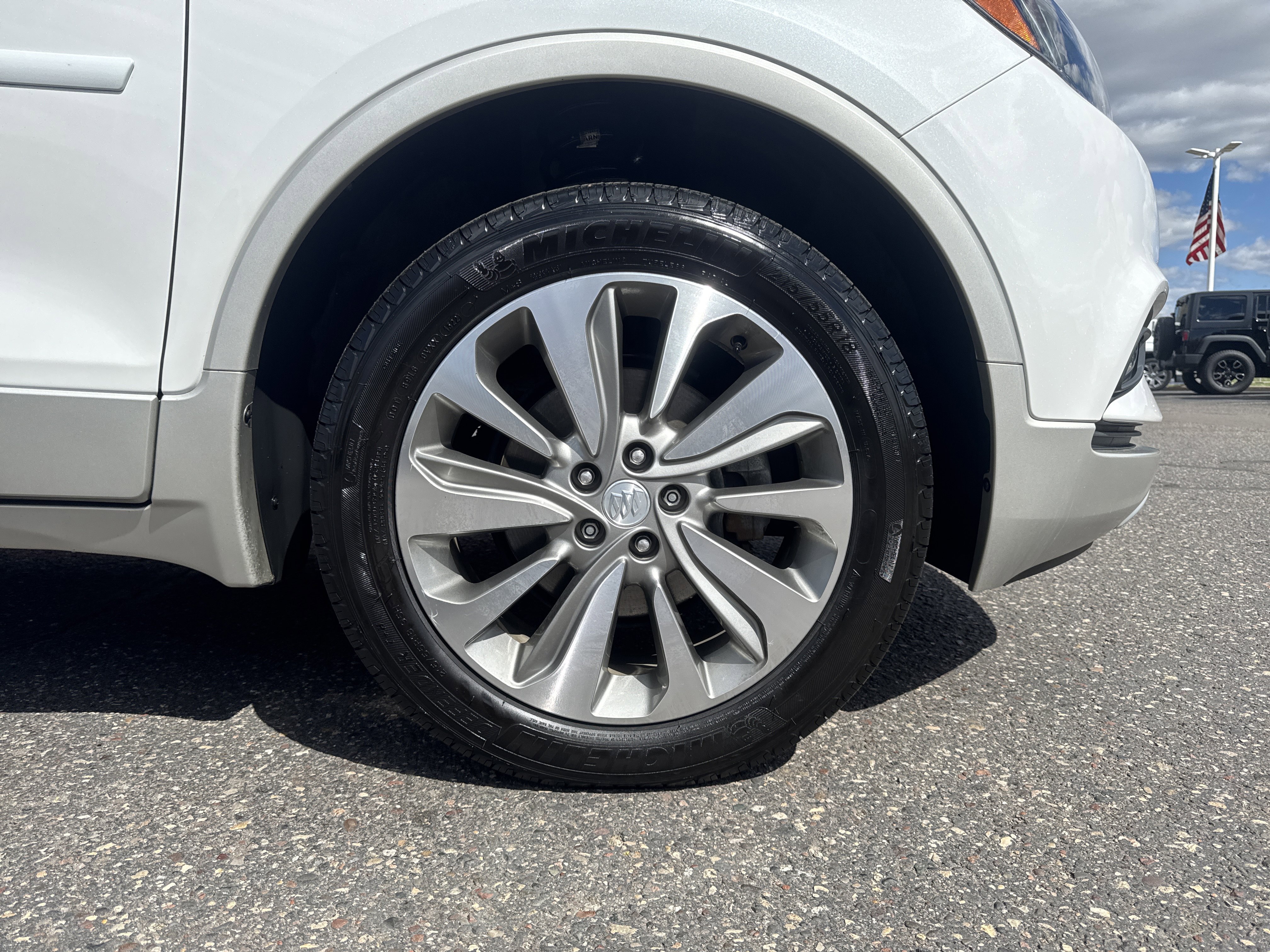 Used 2017 Buick Encore Essence AWD/4WD image 9