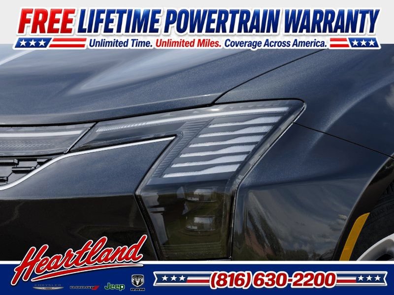New 2027 Chrysler Pacifica Select w/ Family Tech Group AWD/4WD image 10