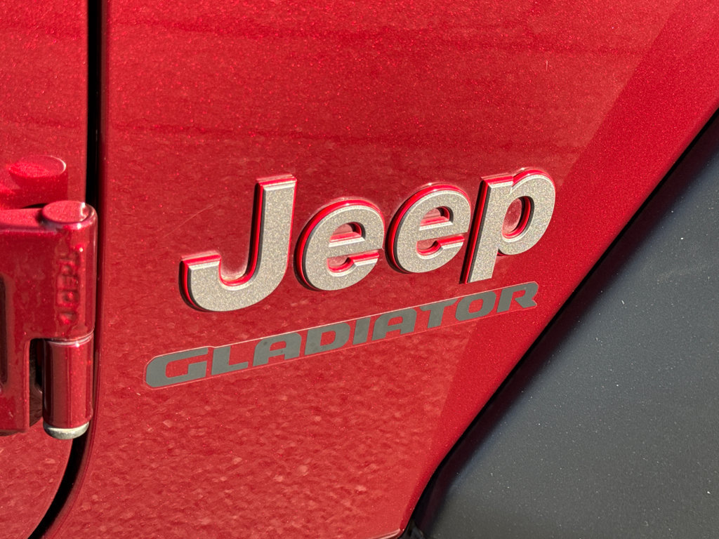 Used 2021 Jeep Gladiator Rubicon w/ Safety Group AWD/4WD image 8