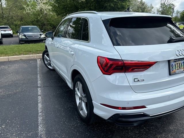 Used 2022 Audi Q3 2.0T Premium Plus w/ Premium Plus Package AWD/4WD image 11