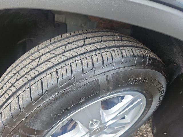 Used 2018 Chevrolet Trax LT w/ LT Convenience Package FWD image 28