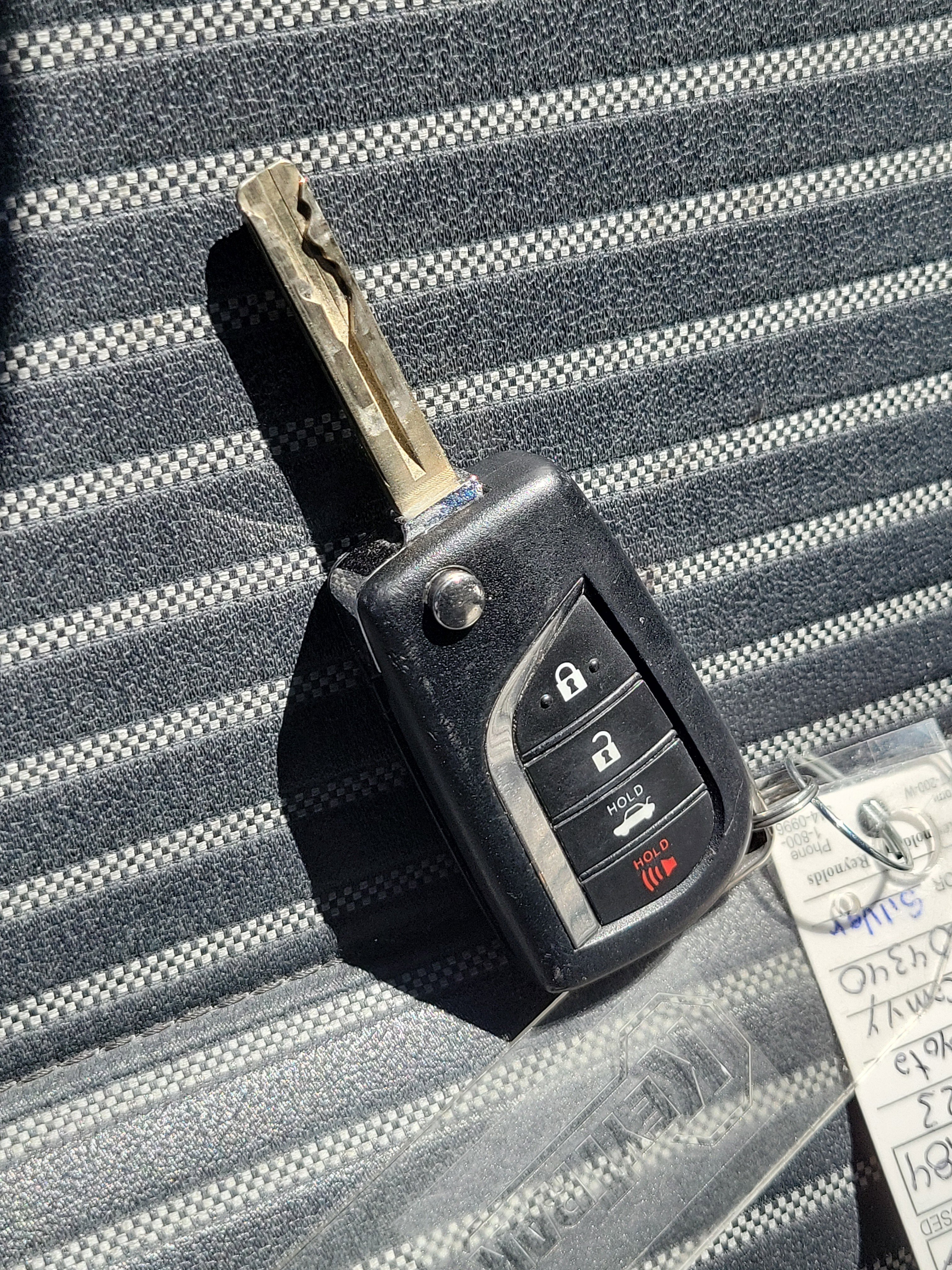 Used 2023 Toyota Camry SE image 31