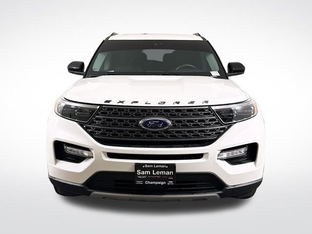 Used 2023 Ford Explorer XLT w/ Equipment Group 202A image 2