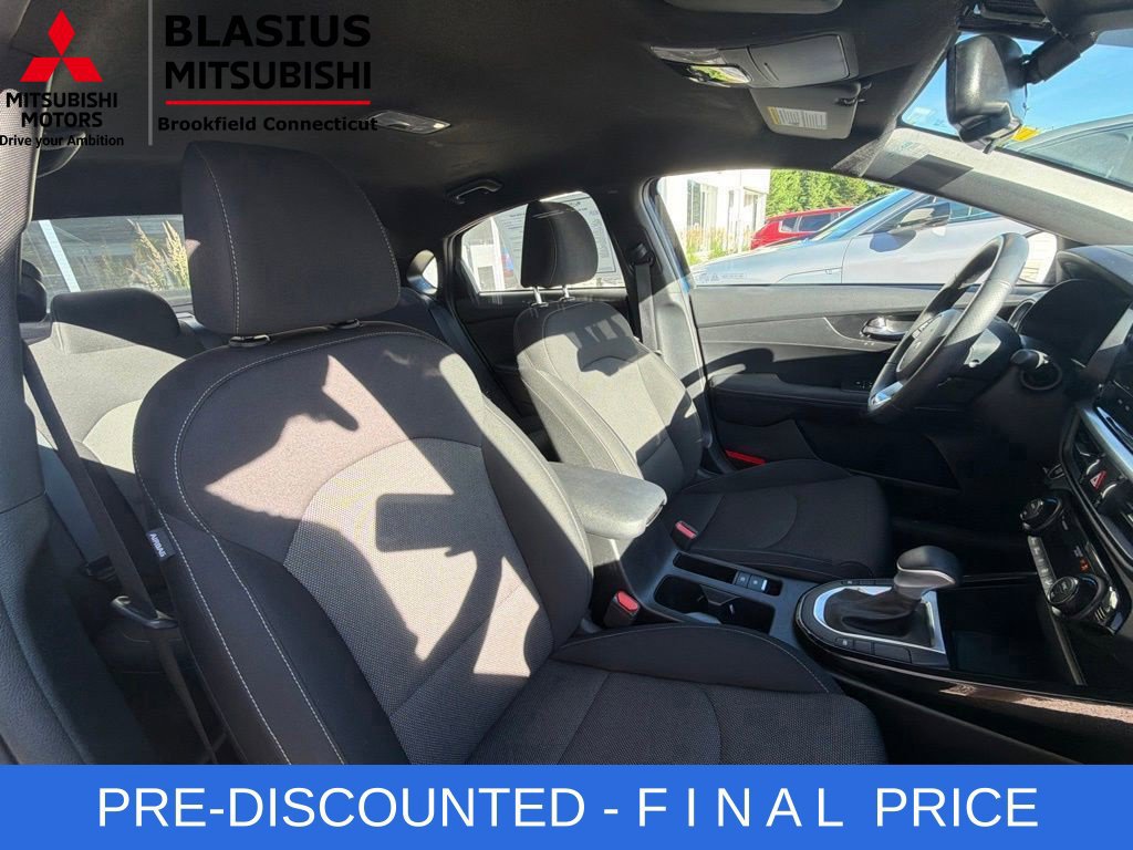 Used 2024 Kia Forte GT-Line FWD image 33