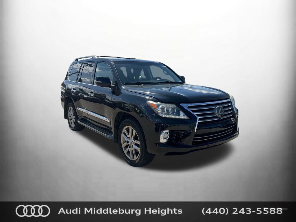 Used 2013 Lexus LX 570 4WD w/ Luxury Pkg w/Pre-crash image 1