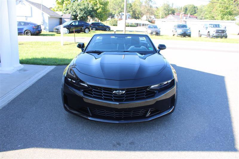 Used 2019 Chevrolet Camaro LT image 3