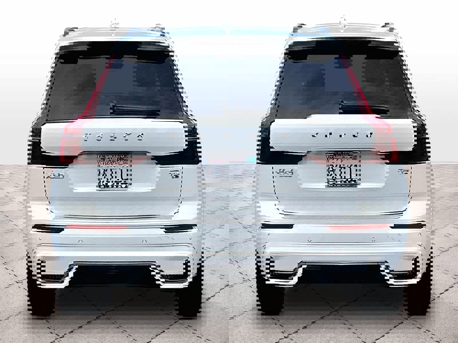 Used 2026 Volvo XC60 T8 Plus w/ Protection Package Premier image 6