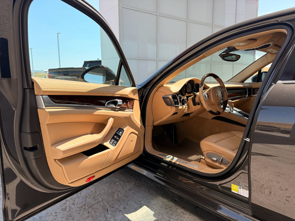 Used 2011 Porsche Panamera S RWD image 12