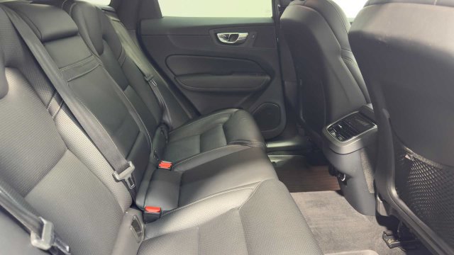 Used 2019 Volvo XC60 T5 Inscription w/ Protection Package AWD/4WD image 16