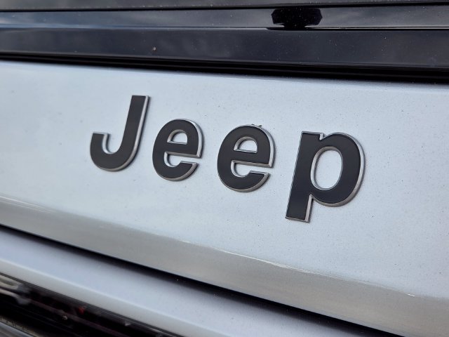 New 2026 Jeep Grand Wagoneer 2WD w/ Premium Group I image 14