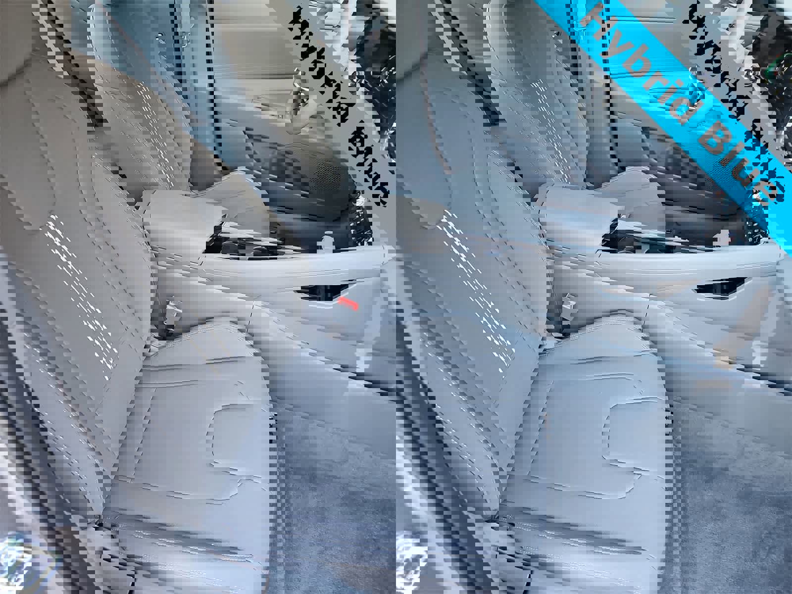 Used 2025 Hyundai Elantra Blue image 18