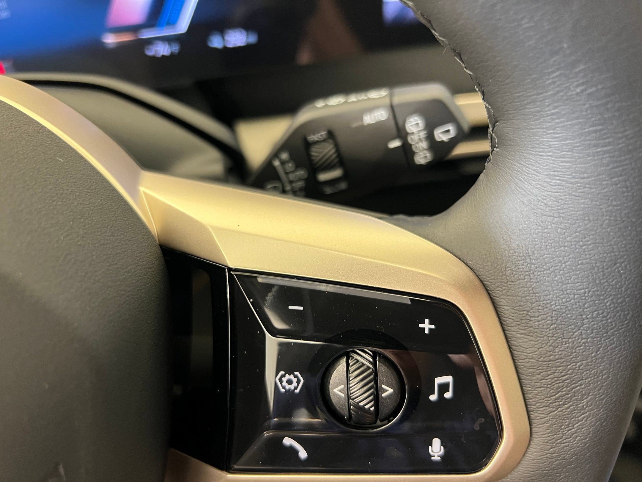 New 2026 BMW iX xDrive45 AWD/4WD image 26