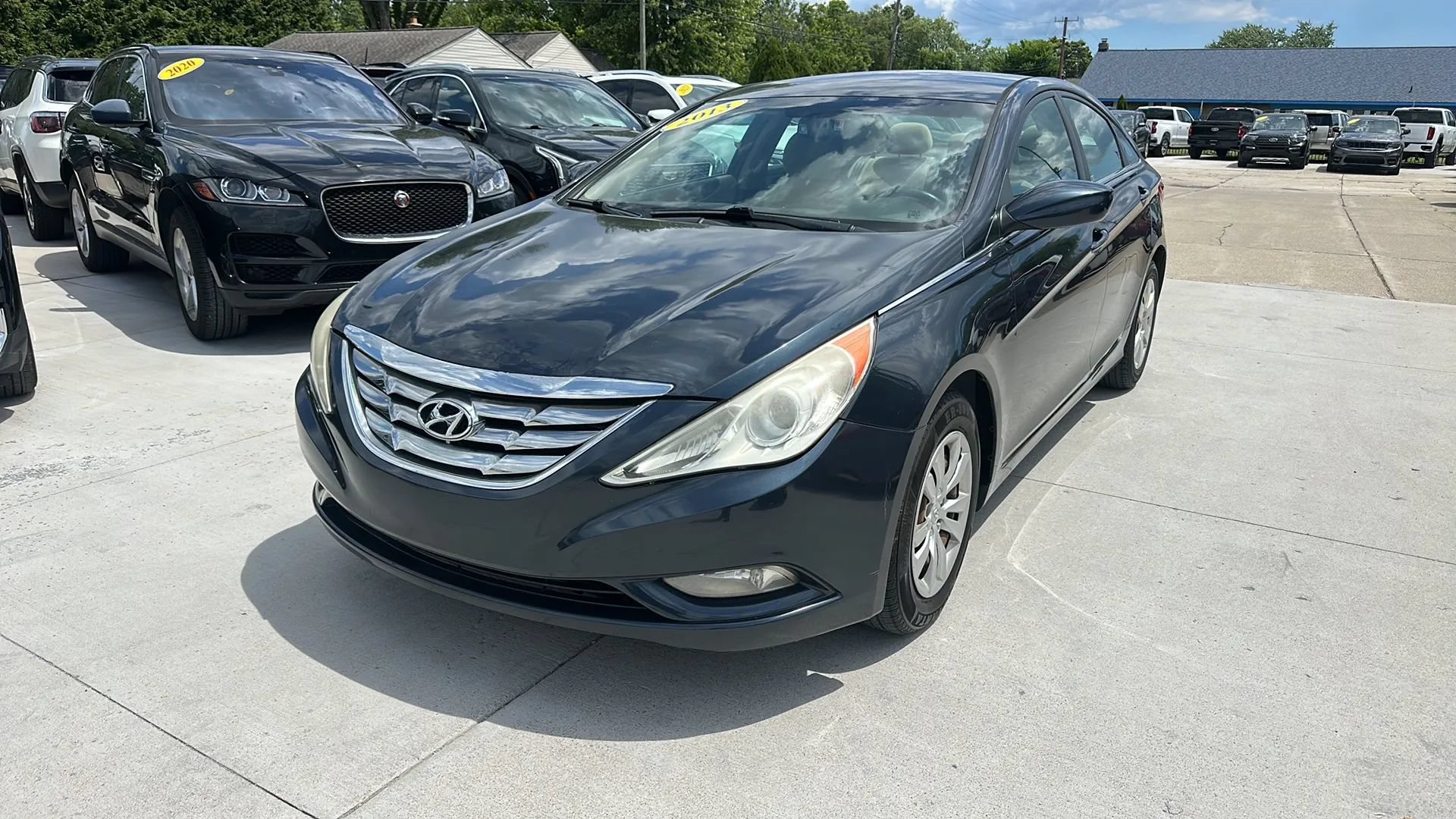 Used 2013 Hyundai Sonata GLS w/ Popular Equipment Pkg FWD image 1