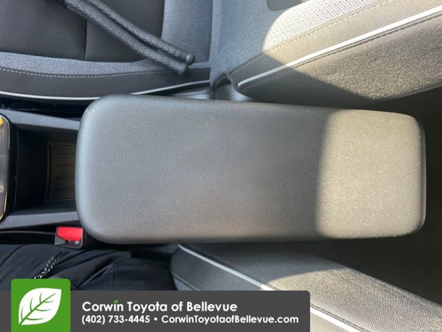 Used 2025 Chevrolet TrailBlazer LT AWD/4WD image 15