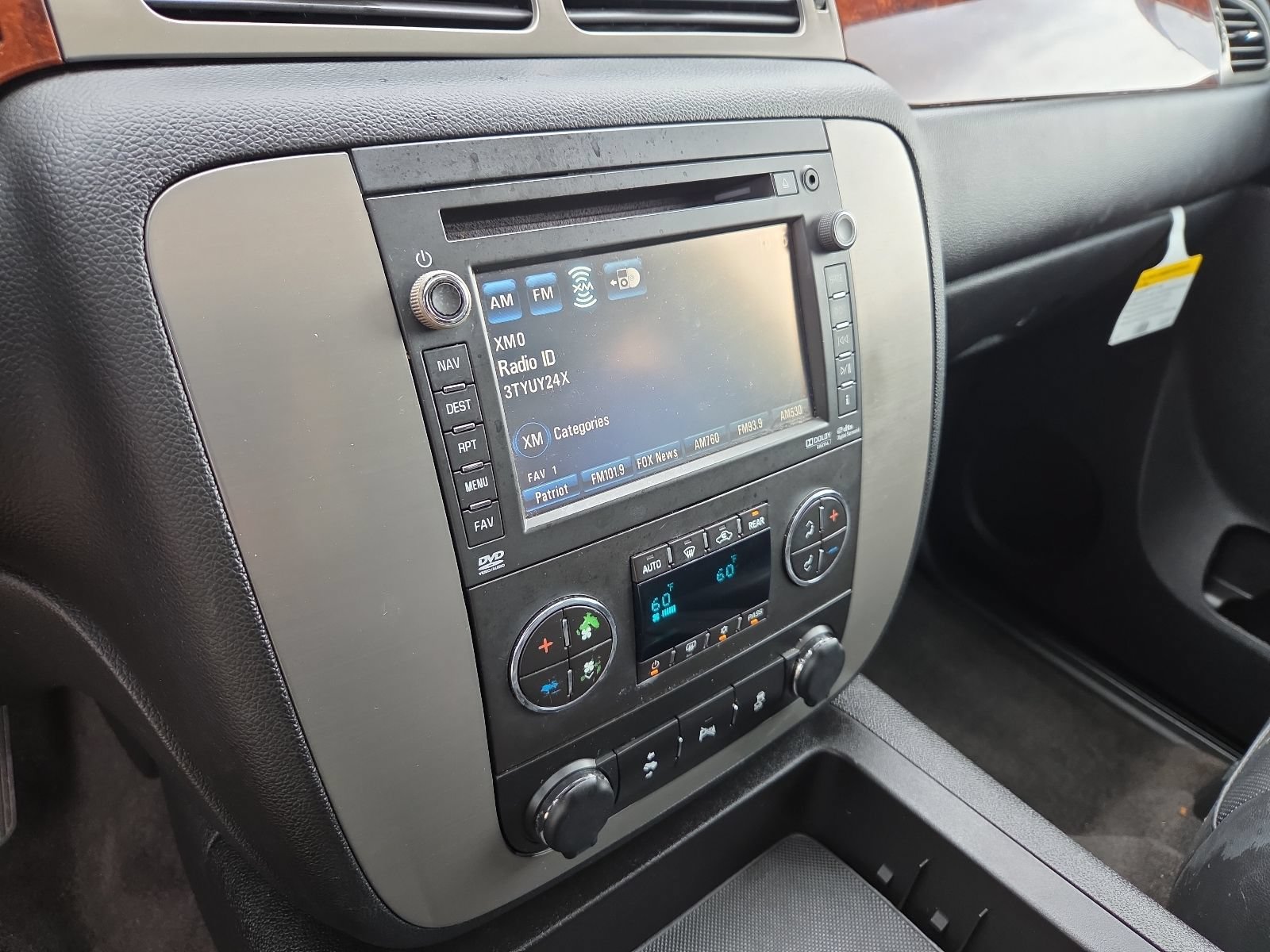 Certified 2014 GMC Yukon SLT AWD/4WD image 7