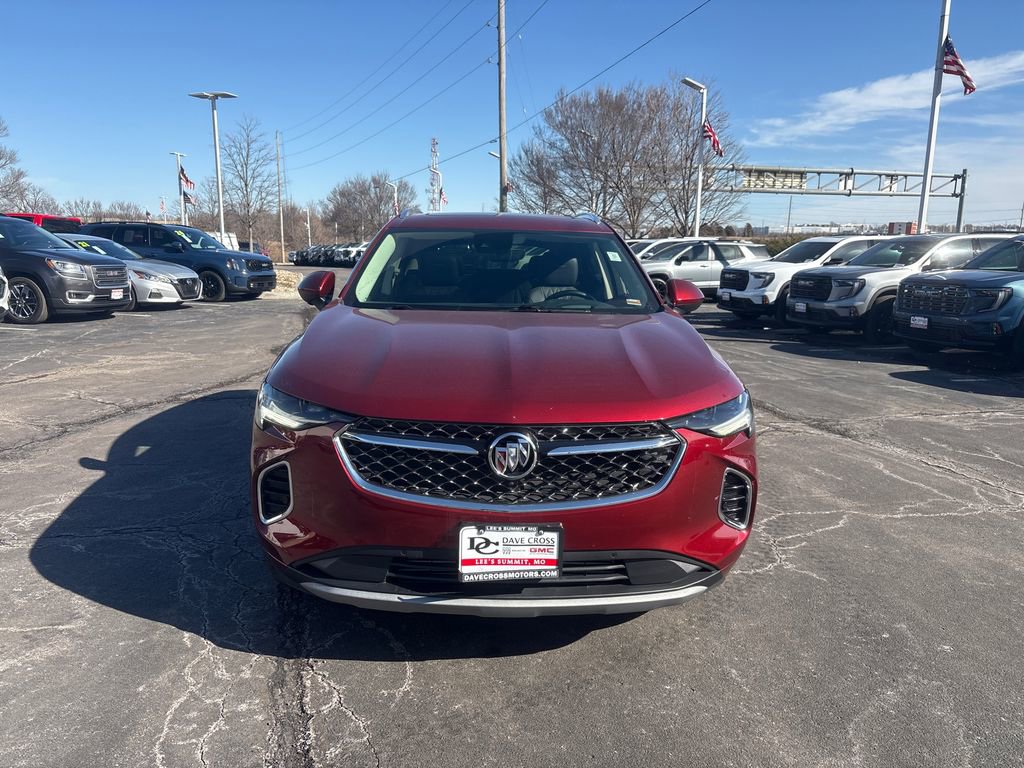 Used 2022 Buick Envision Avenir w/ Technology Package II image 2