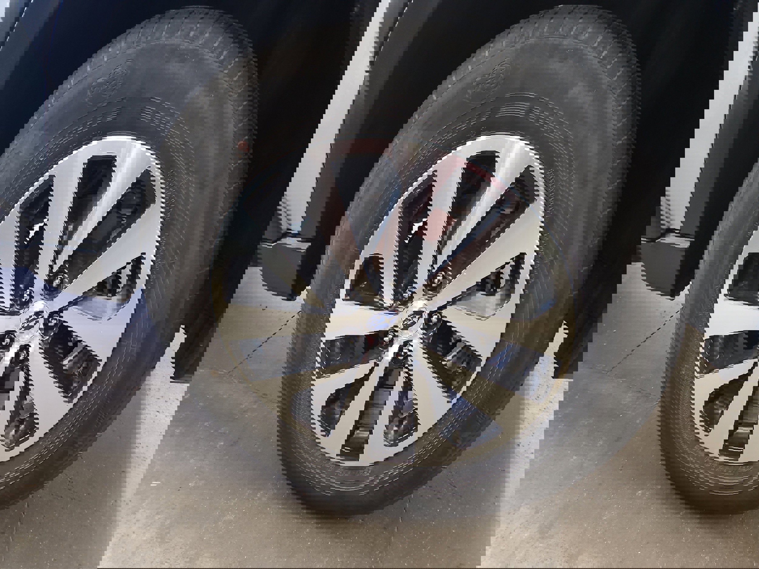 Certified 2025 Subaru Outback Premium image 25