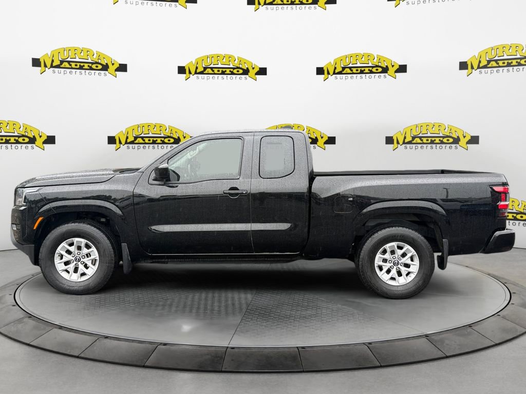 Used 2024 Nissan Frontier SV w/ Technology Package image 2