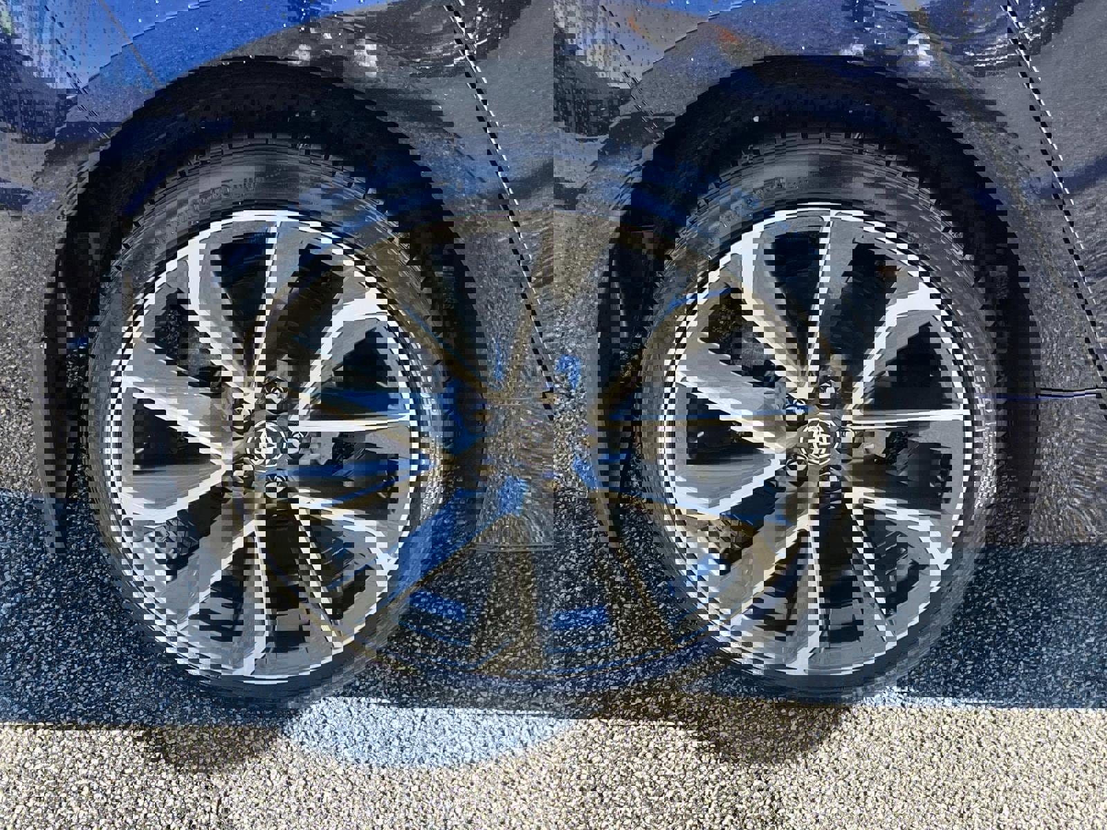 Used 2022 Toyota Corolla SE image 17