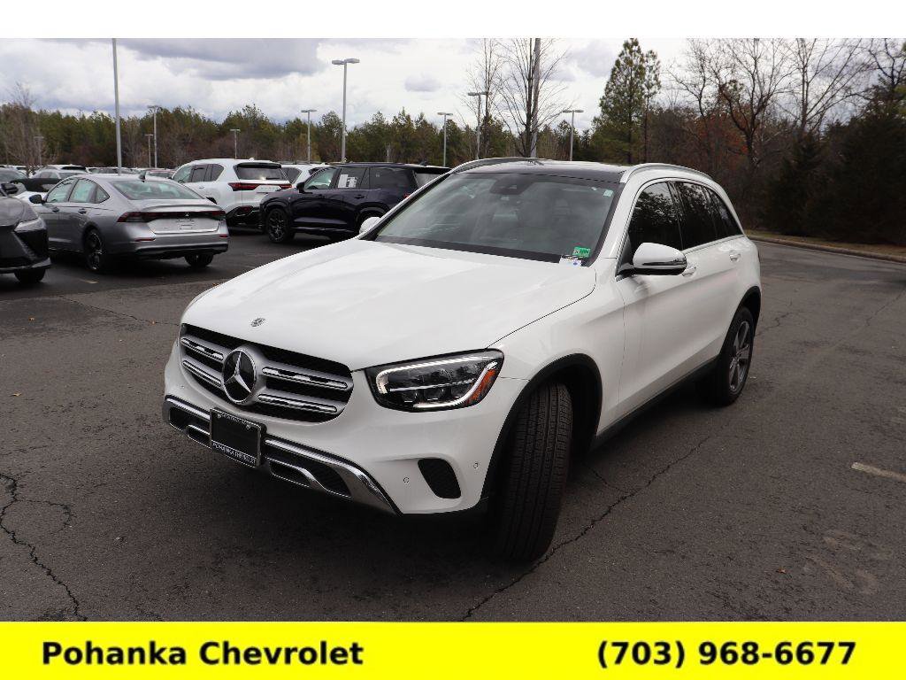 Used 2022 Mercedes-Benz GLC 300 4MATIC image 3