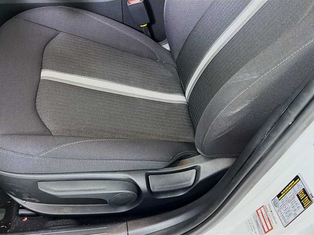Used 2025 Hyundai Sonata SE FWD image 21
