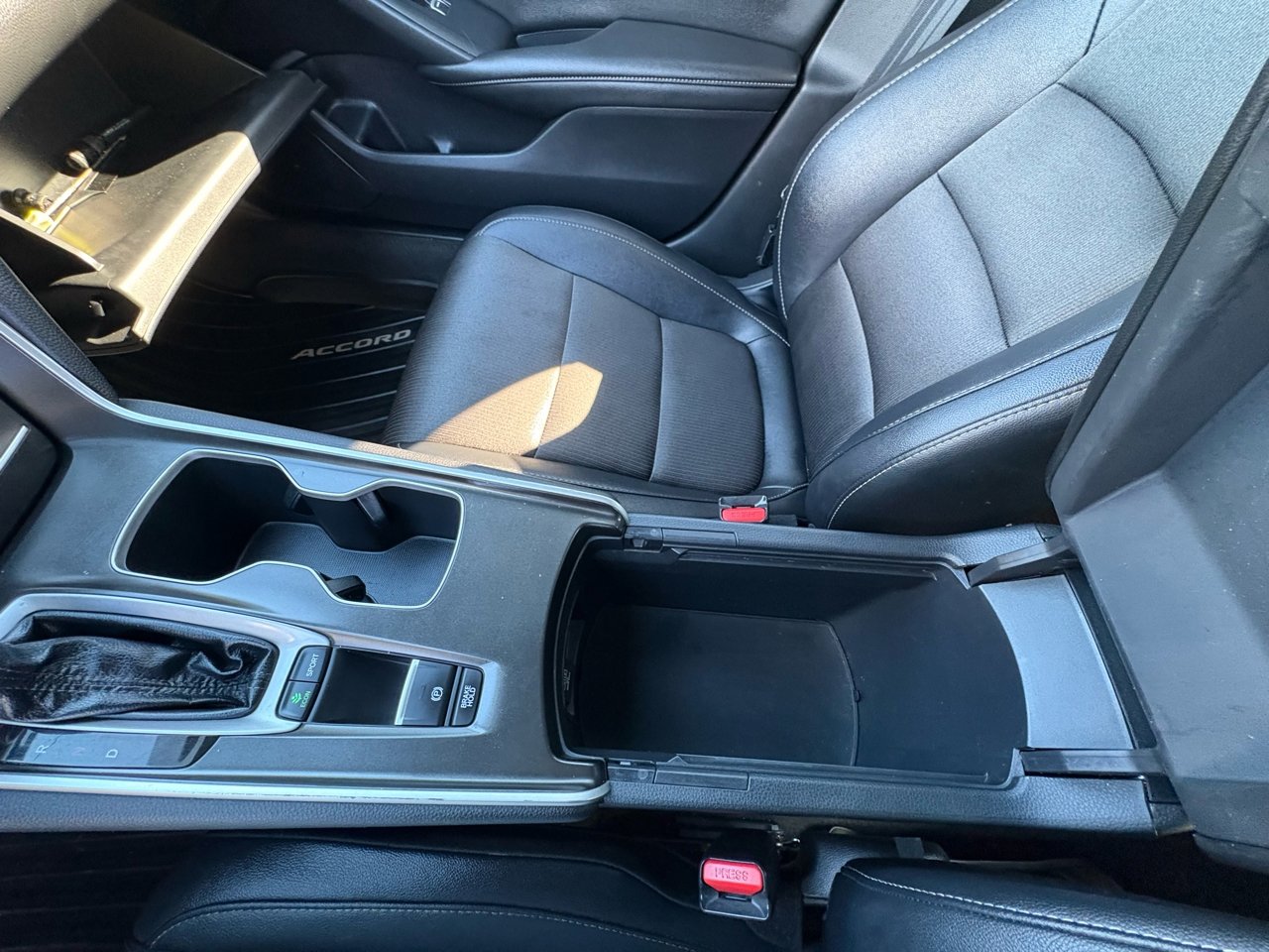 Used 2020 Honda Accord Sport image 15