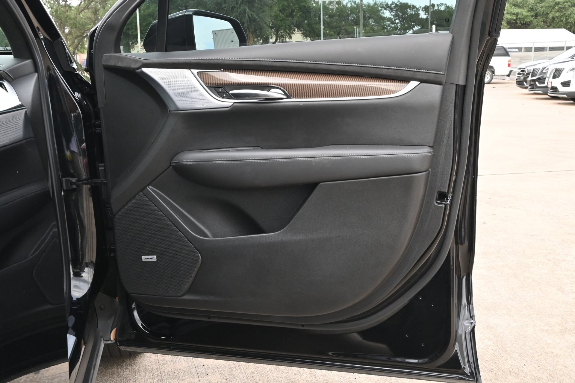 Certified 2024 Cadillac XT6 Sport w/ Platinum Package AWD/4WD image 25