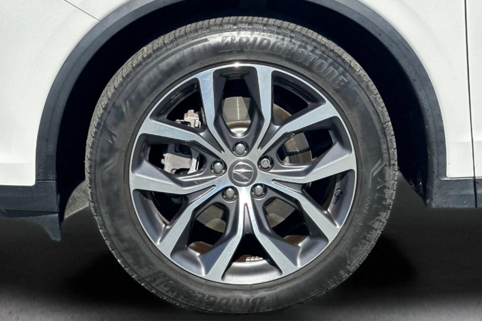 Used 2023 Acura MDX SH-AWD w/ Technology Package image 24