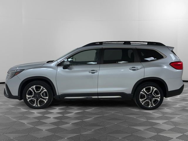 Used 2023 Subaru Ascent Limited image 6
