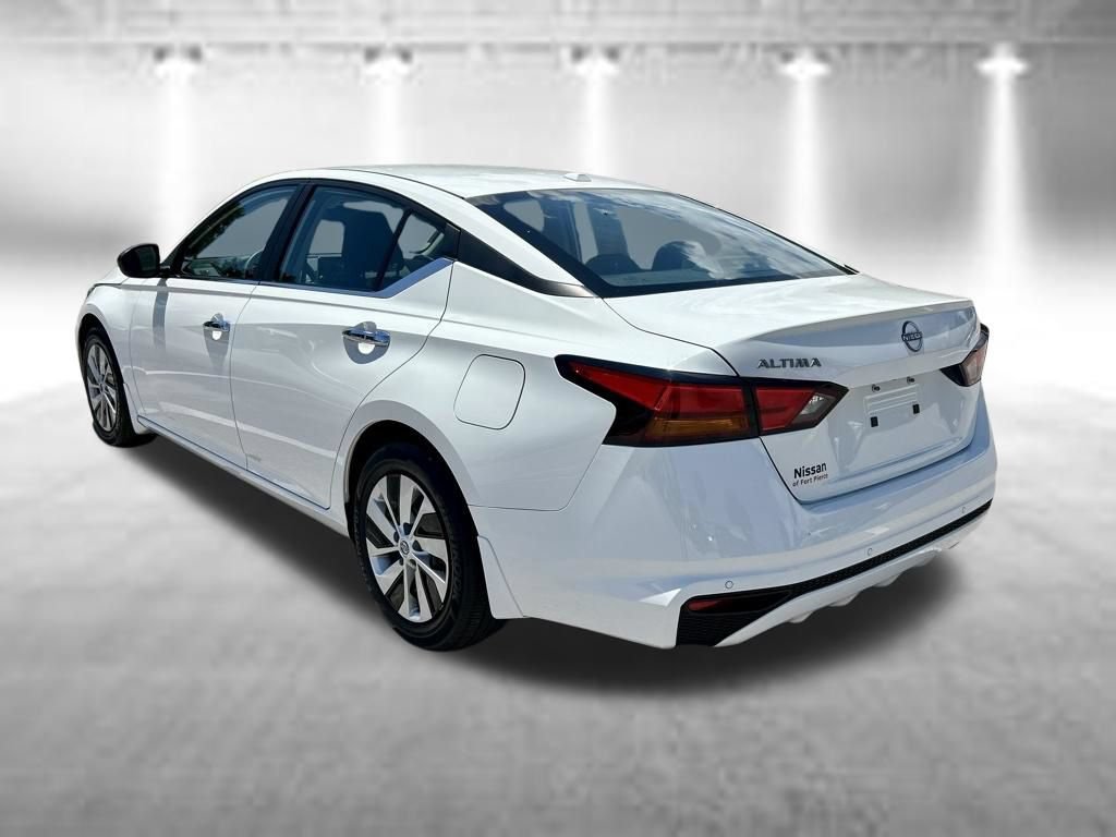 Certified 2025 Nissan Altima 2.5 S FWD image 9