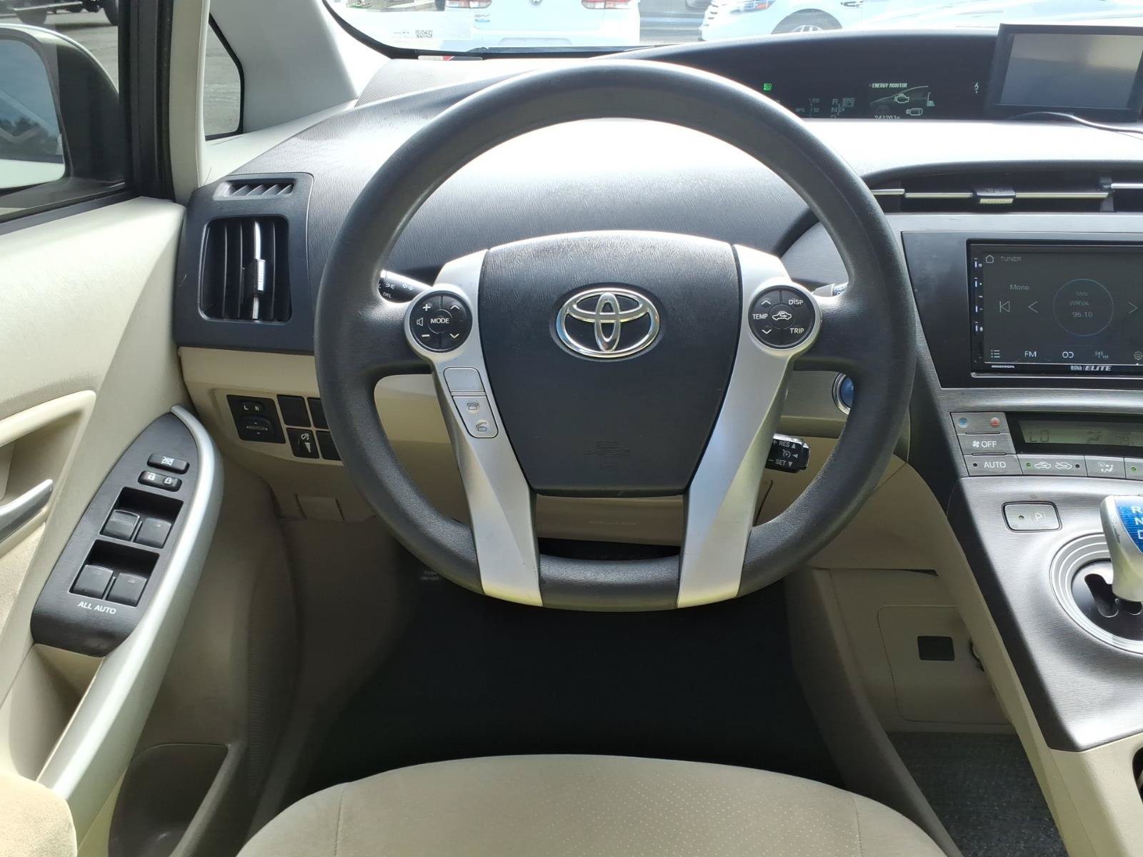 Used 2012 Toyota Prius Two FWD image 5