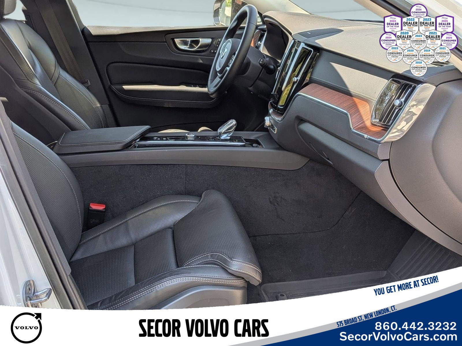 Used 2023 Volvo XC60 B6 Ultimate w/ Climate Package AWD/4WD image 29
