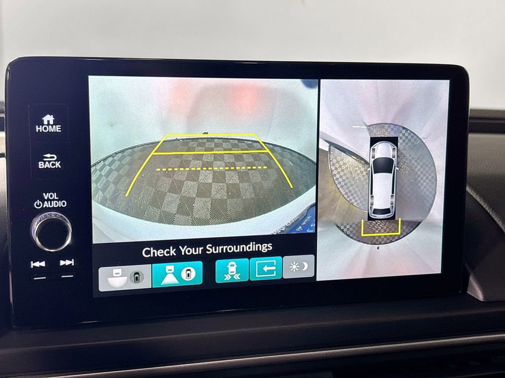 Used 2024 Honda Pilot Elite image 17