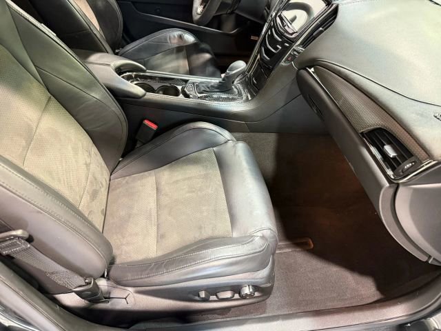 Used 2017 Cadillac ATS V w/ Carbon Black Package image 28