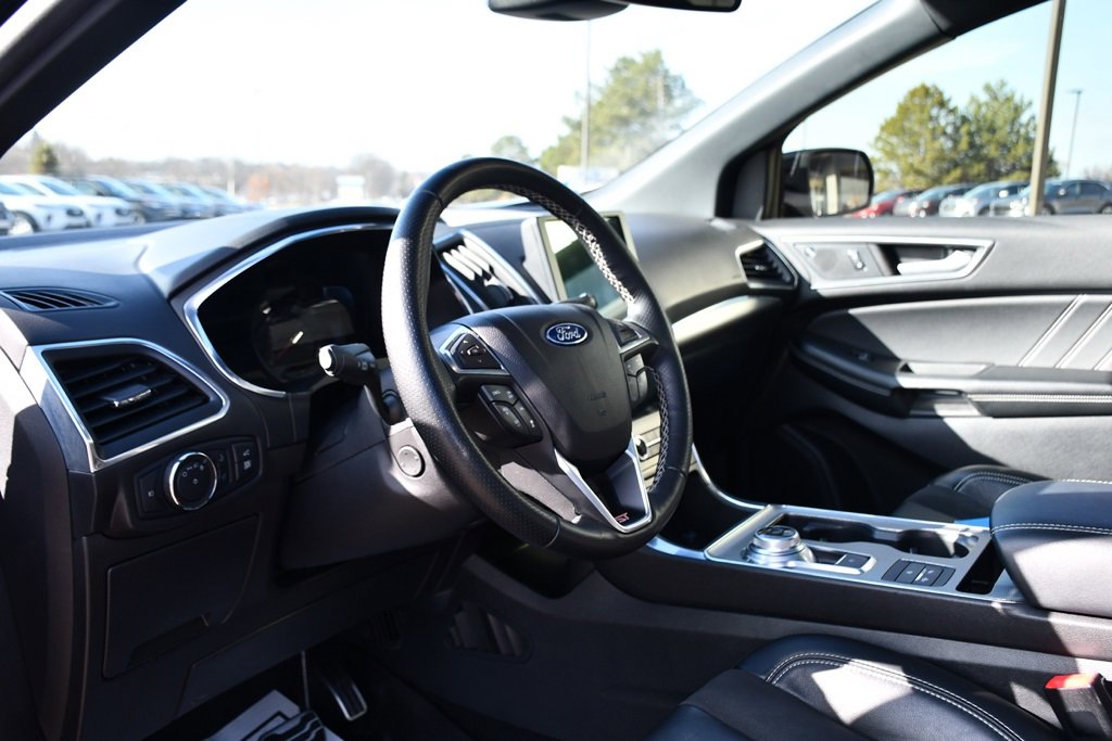 Used 2021 Ford Edge ST w/ Equipment Group 401A image 11