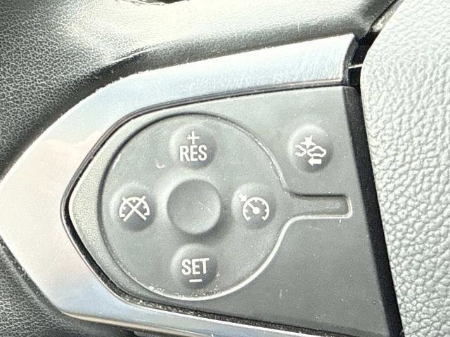 Used 2024 Chevrolet Traverse LT FWD image 12