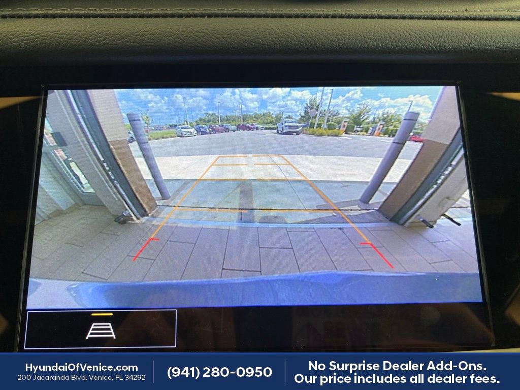 Used 2025 Cadillac XT5 Premium Luxury FWD image 6