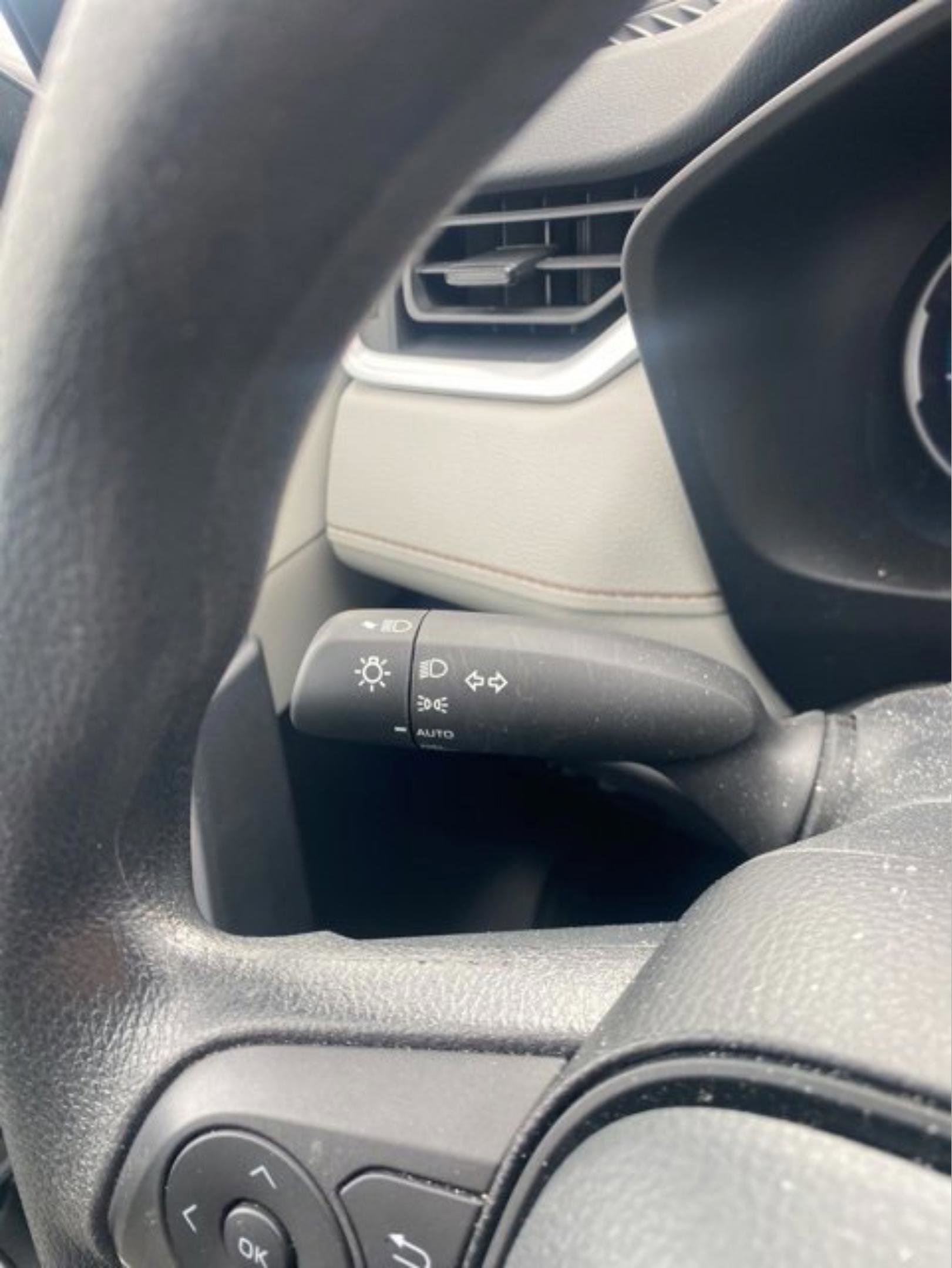 Used 2024 Toyota RAV4 XLE image 16